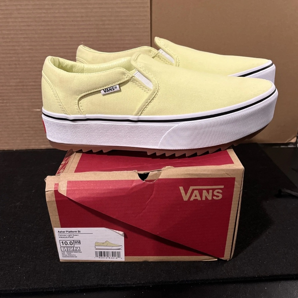 VANS Asher Platform Sneakers Women’s Size 10 Yellow With Box